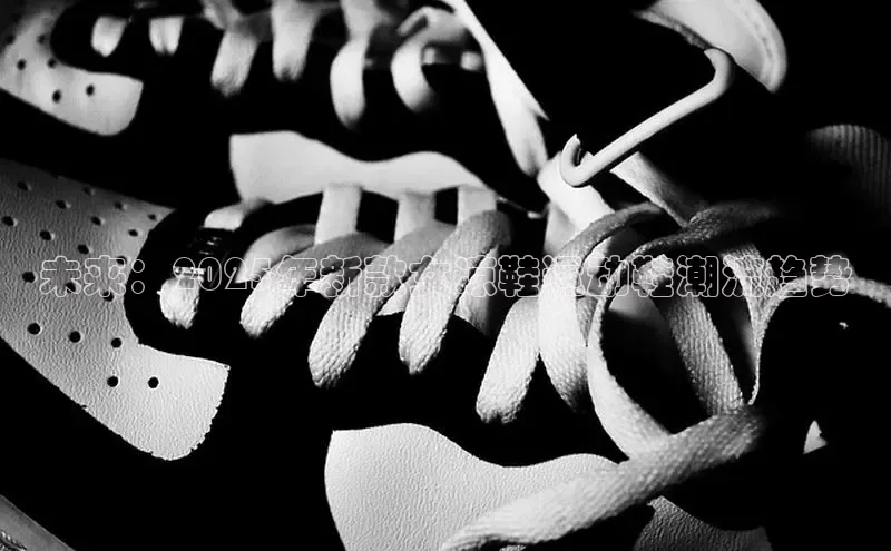 未来：2025年新款女凉鞋运动鞋潮流趋势